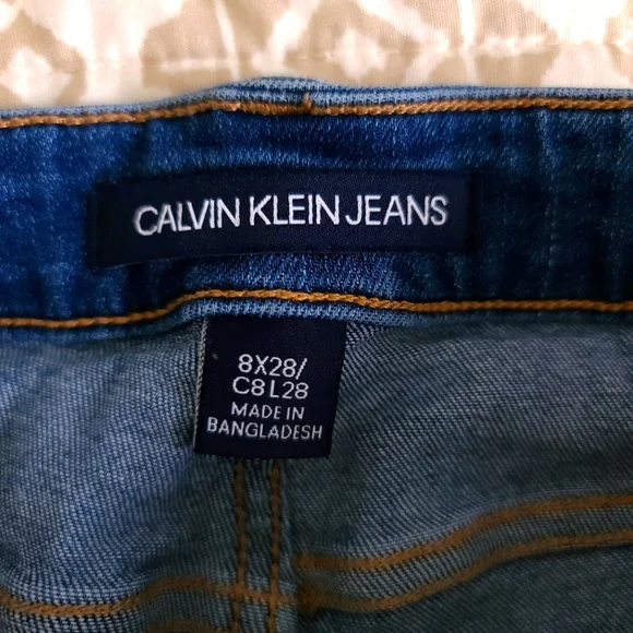 CALVIN KLEIN JEANS High-Rise Skinny Ankle Jeans - Picture 6 of 12